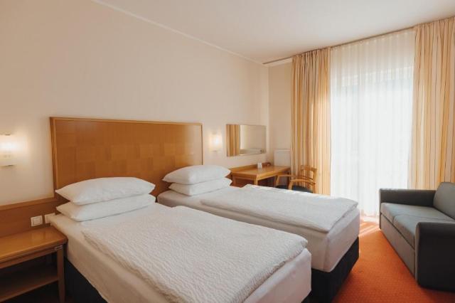 Ramada Hotel & Suites