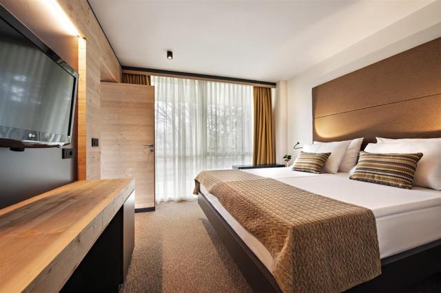 Premium Suite