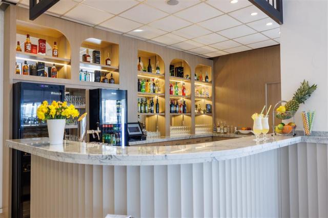 Bar Maris