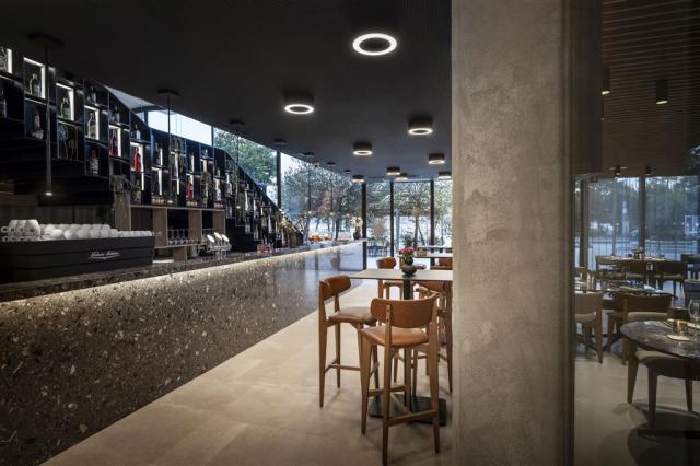 Bar Noir