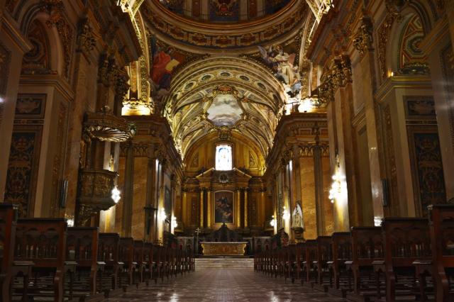 cathedral-g000f549f1_1920.jpg