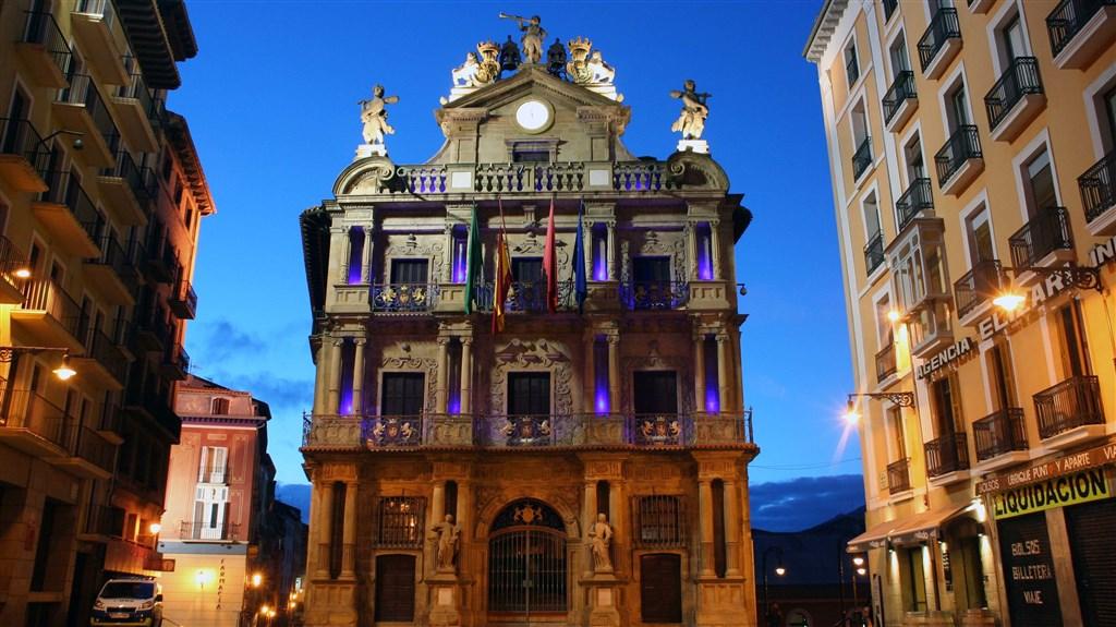 Pamplona_01.jpg