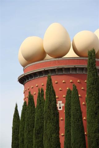 salvador-dali-2202684_1920.jpg
