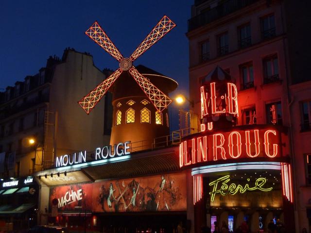 paříž-moulin-rouge-392147_1920.jpg