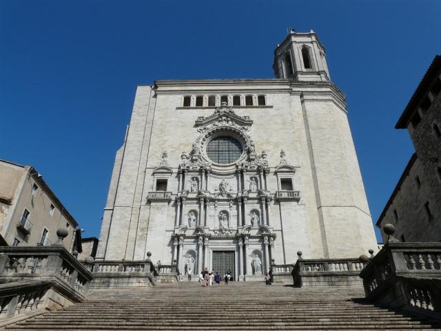 Girona cathedral-of-santa-maria.jpg