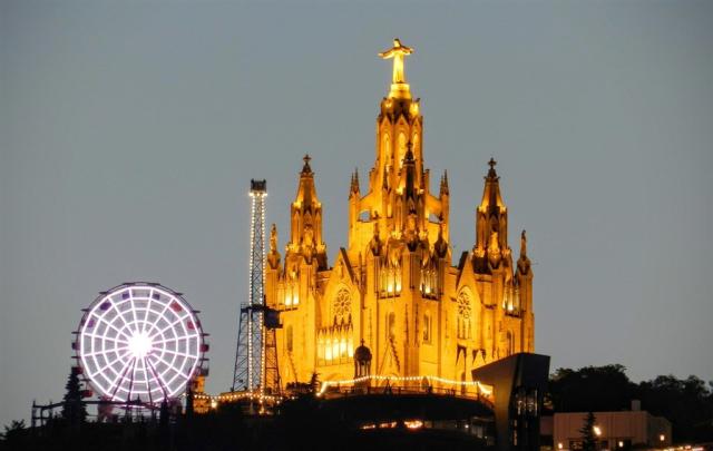 Barcelona tidibado 967065_1280.jpg