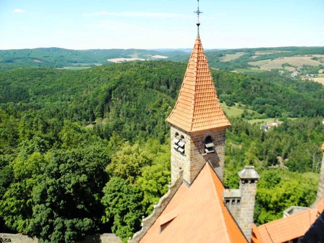 Bouzov 5