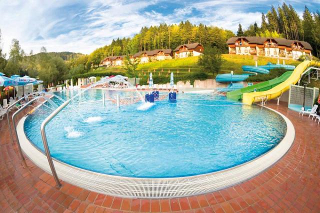 Přírodní krásy i památky Slovinska  termální lázně Snovik