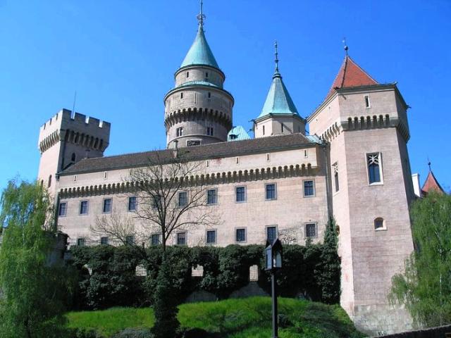 Bojnice 01