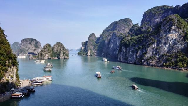 Ha Long 01