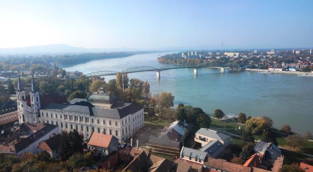 Ostřihom 01