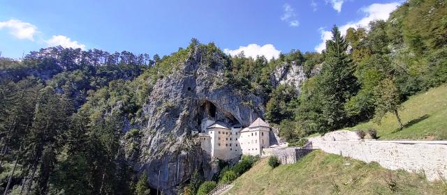 Predjamský hrad 1