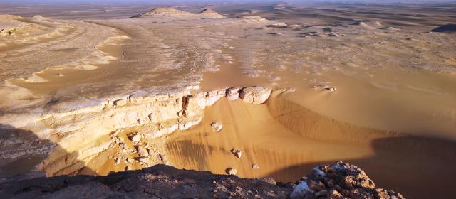 Dachla Mountains 03