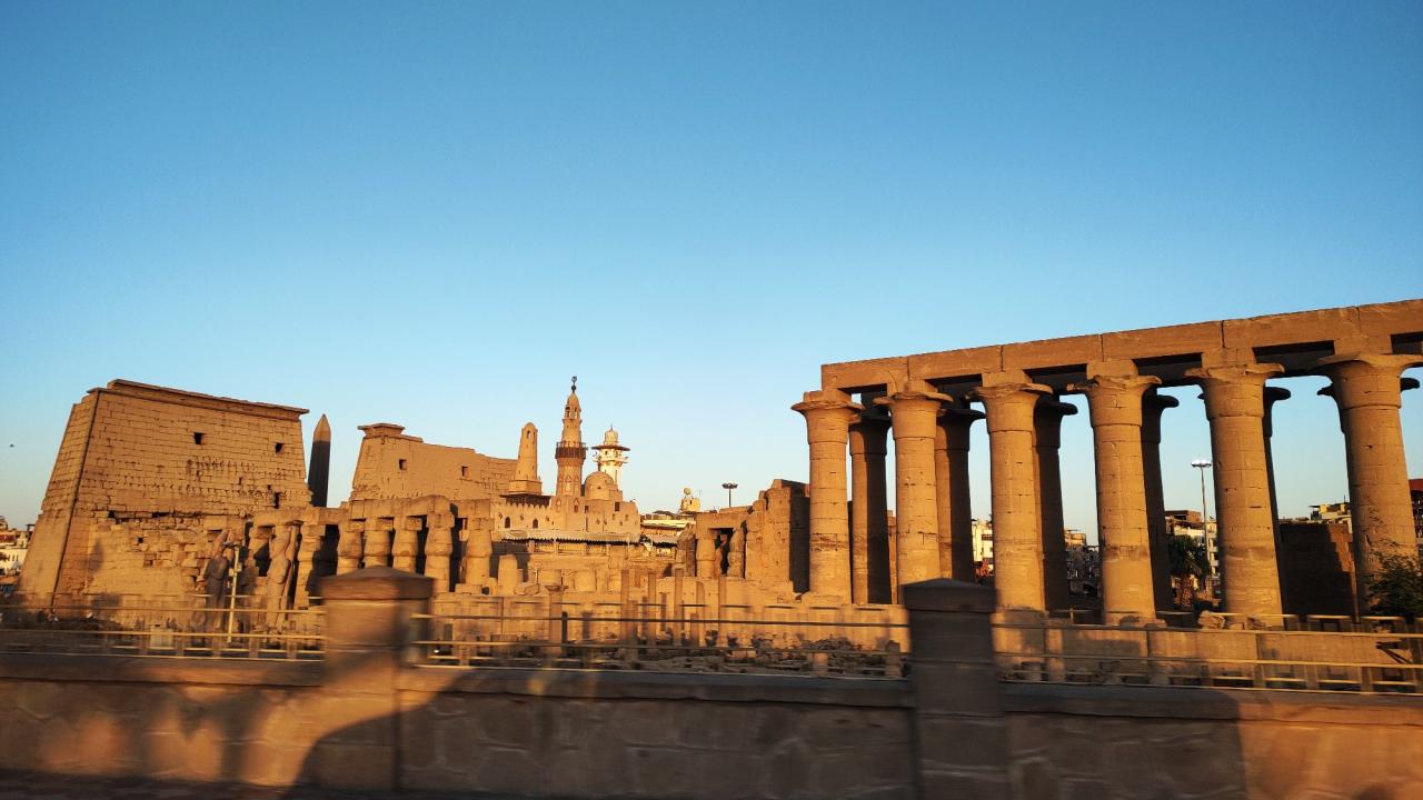 Luxor 03