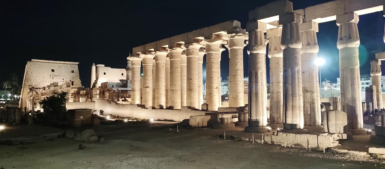 Luxor 02