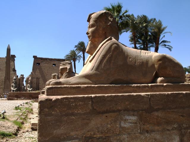 Luxor 012