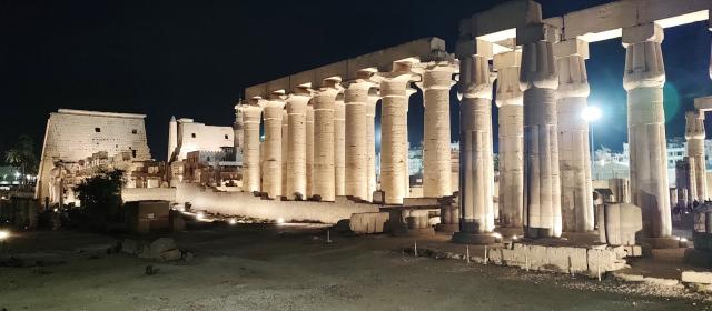Luxor 02