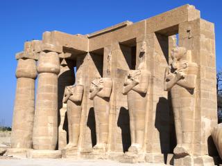 Velký okruh jižním Egyptem s plavbou po Nilu