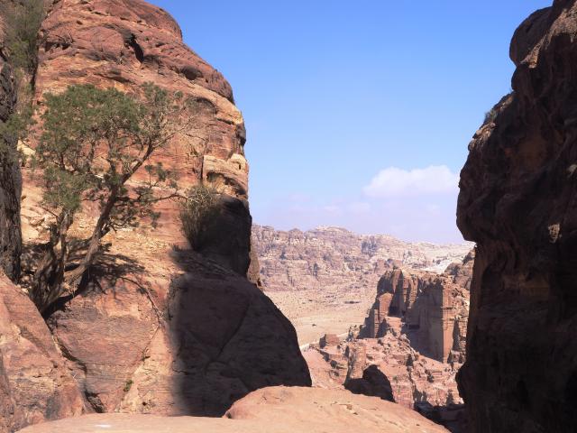 Petra 9