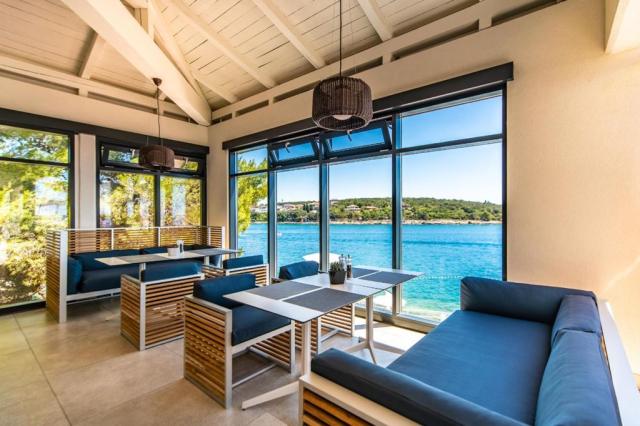 Park Plaza Histria hotel - Yacht Bar and restaurant - Pula - Ve
