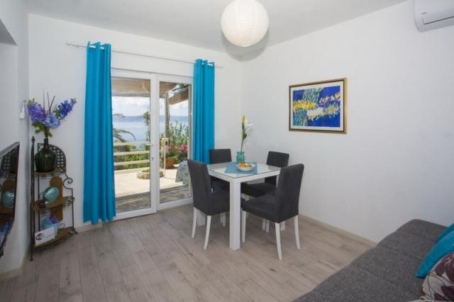Radojka apartmány v Čaklje - APT Tirkiz - Podgora -  - Chorvats