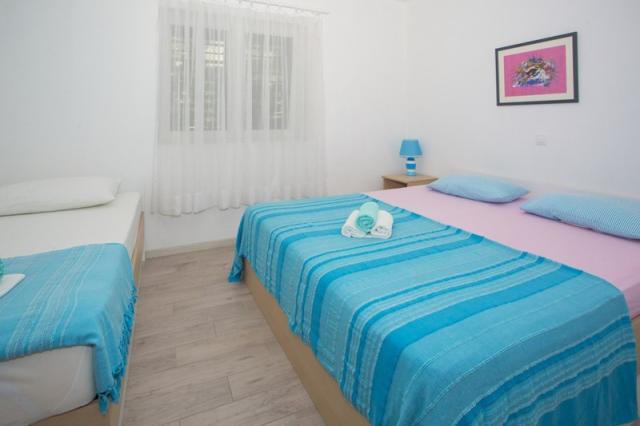 Radojka apartmány v Čaklje - APT Tirkiz - Podgora -  - Chorvats