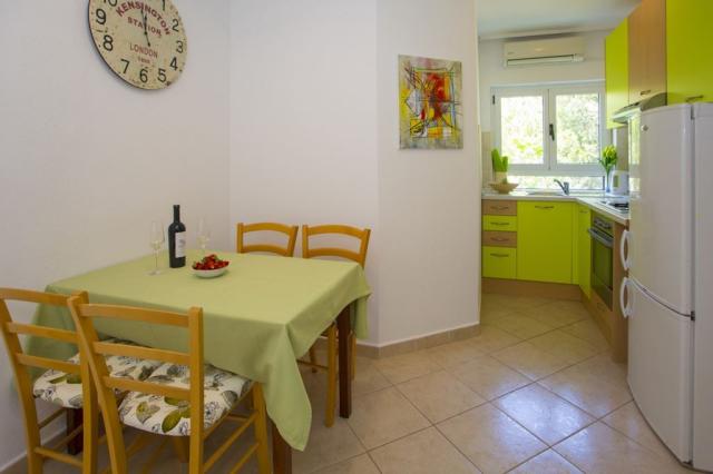 Radojka apartmány v Čaklje - APT Zeleni - Podgora -  - Chorvats