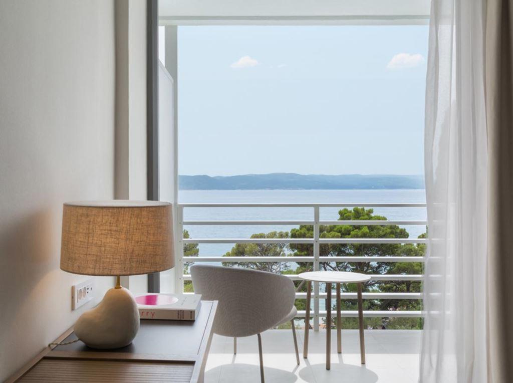 Maestral Bluesun hotel - pokoj Standard BM - Brela - - Chorvat