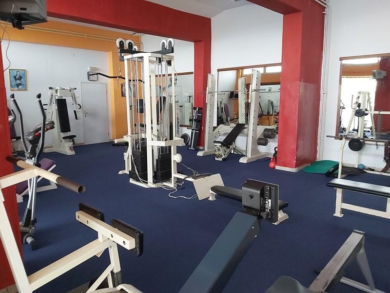 Pula hotel - Pula - - Chorvatsko