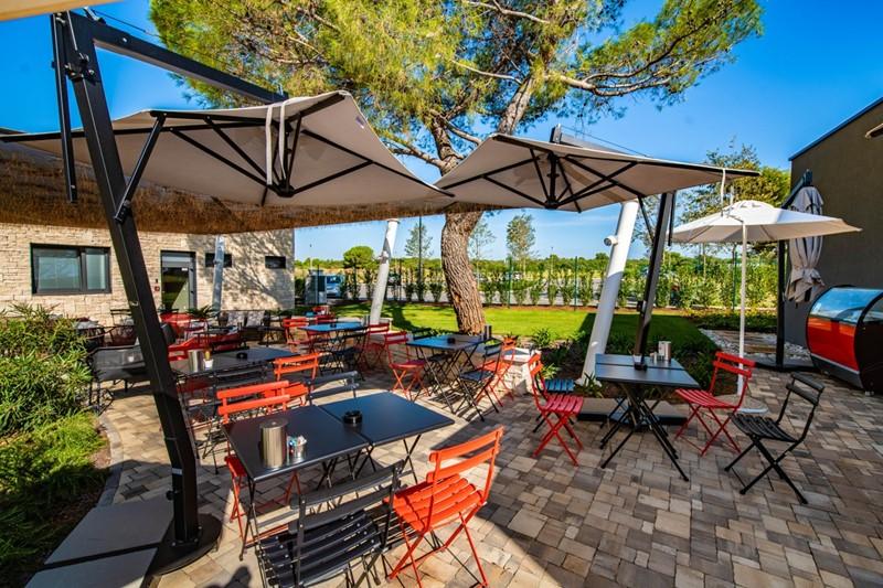 Kažela apartmány - Restaurant Illy cafe - Medulin - - Chorvats