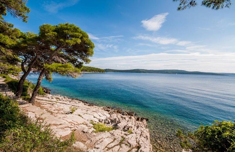 Pláže u hotelů - Božava (ostrov Dugi otok) - - Chorvatsko