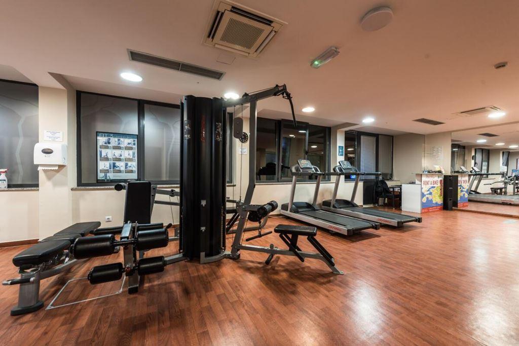 Pinija hotel - fitness - Petrčane - - Chorvatsko