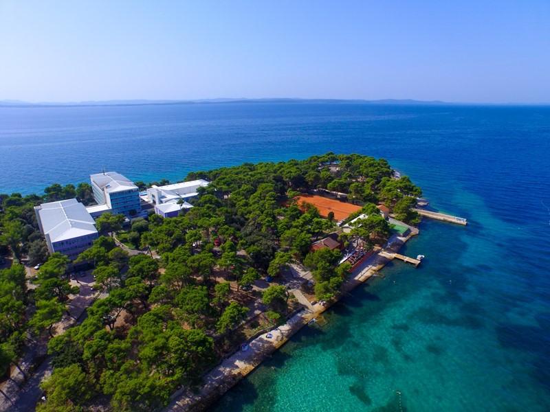 Pinija hotel - Petrčane - - Chorvatsko
