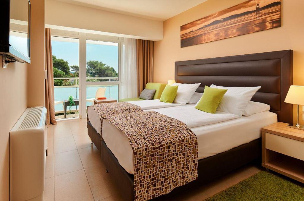 Pinija hotel - pokoj Premium BMS - Petrčane - - Chorvatsko