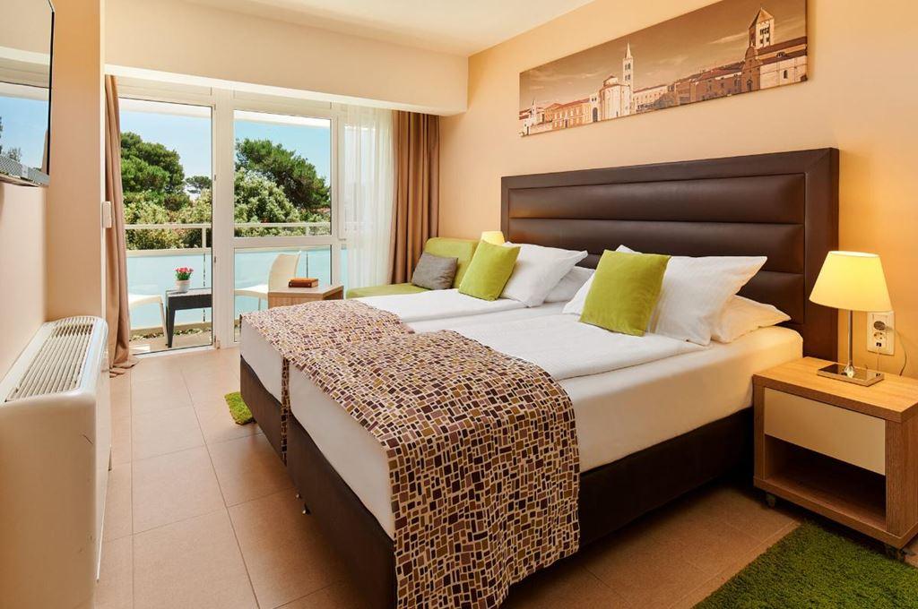 Pinija hotel - pokoj Premium BP - Petrčane - - Chorvatsko