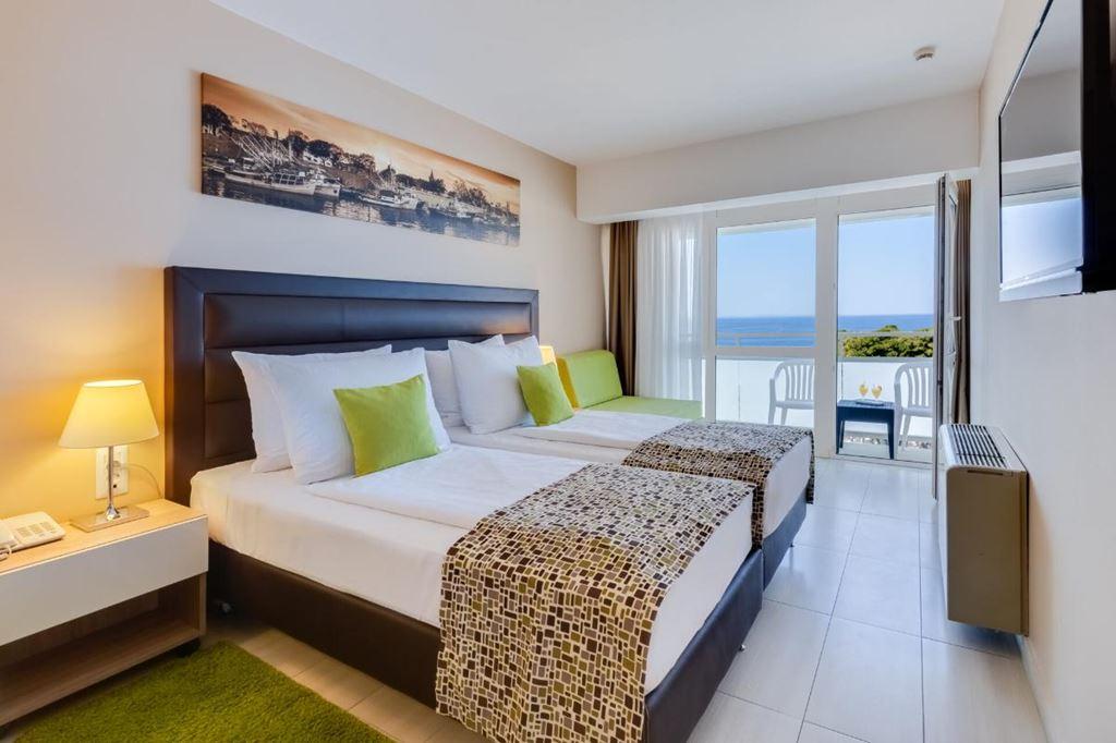 Pinija hotel - pokoj Premium BPM - Petrčane - - Chorvatsko