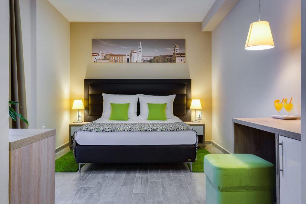 Pinija hotel - pokoj Classic P - Petrčane - - Chorvatsko