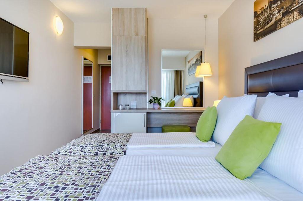 Pinija hotel - pokoj Premium BPM - Petrčane - - Chorvatsko