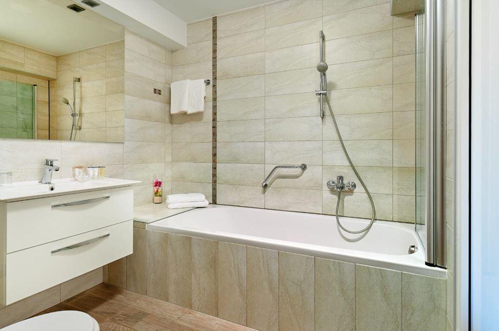 Pinija hotel - pokoj Premium Family B - Petrčane - - Chorvatsk
