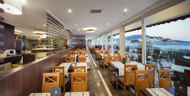 Zora hotel - pokoje COMFORT - Primošten -  - Chorvatsko
