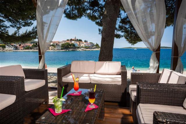 Zora hotel - pokoje COMFORT - Primošten -  - Chorvatsko