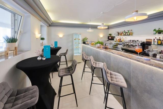 Lume Aminess Younique Hotel - lobby bar - Brna (ostrov Korčula)