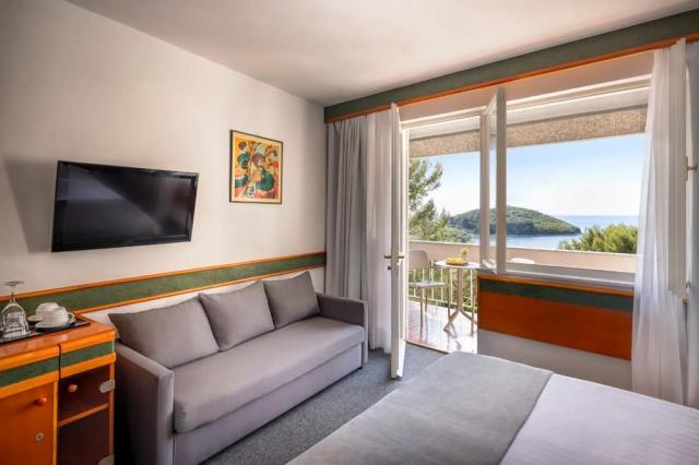 Pineta hotel - dvoulůžkový pokoj Premium, balkon mořská strana 