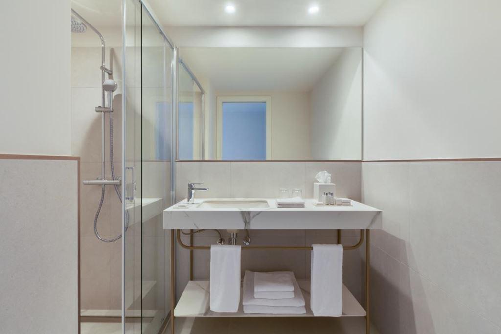 Marina Bluesun hotel - pokoj Standard, balkon - Brela - - Chor