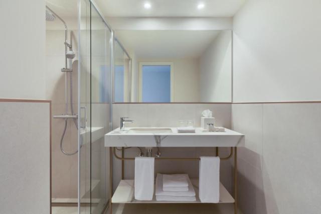 Marina Bluesun hotel - pokoj Standard, balkon - Brela -  - Chor