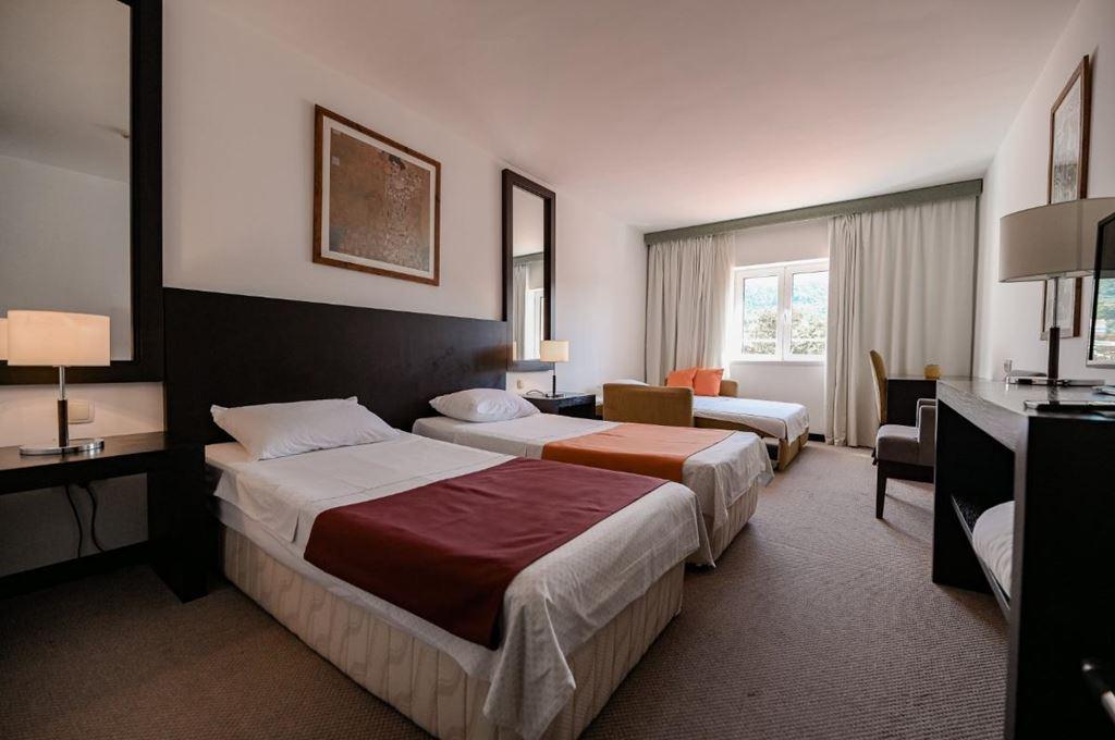 International hotel - dvoulůžkový pokoj s možností 2 přistýlek,