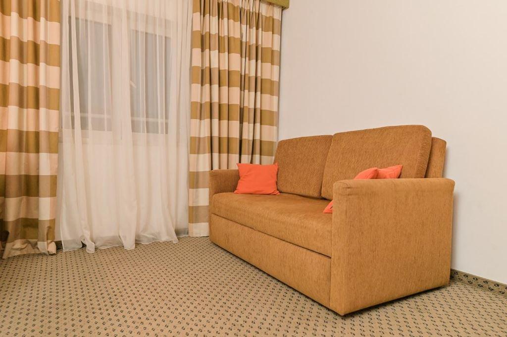 International hotel - dvoulůžkový pokoj s možností 2 přistýlek,