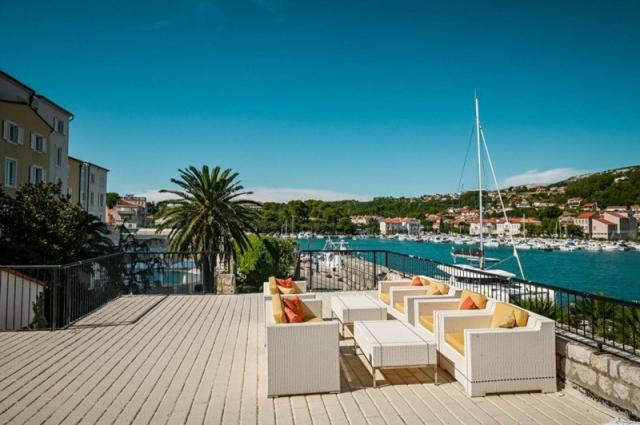 International hotel - Rab (ostrov Rab) -  - Chorvatsko