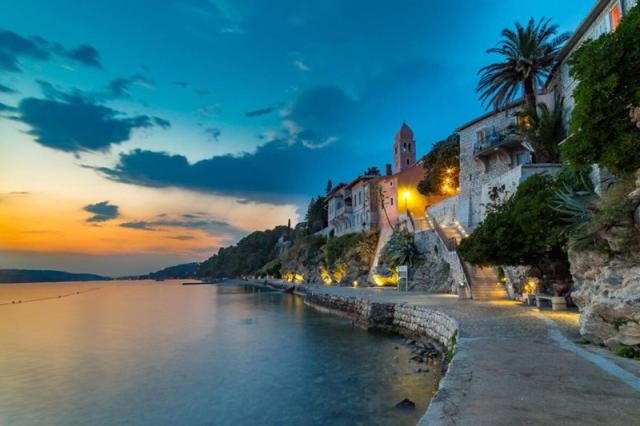 International hotel - Rab (ostrov Rab) -  - Chorvatsko