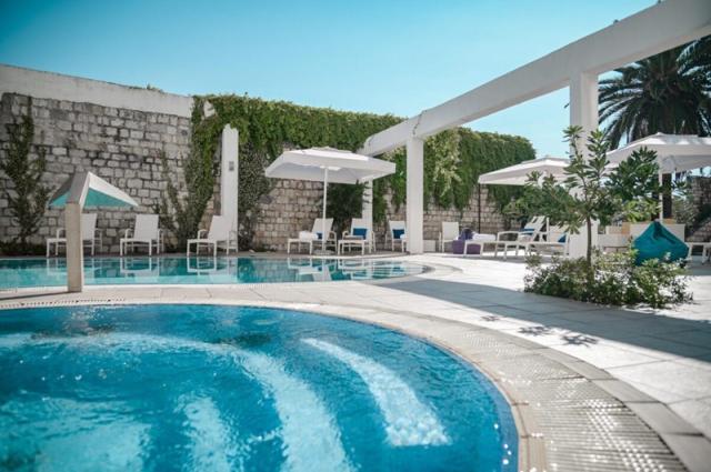International hotel - Rab (ostrov Rab) -  - Chorvatsko